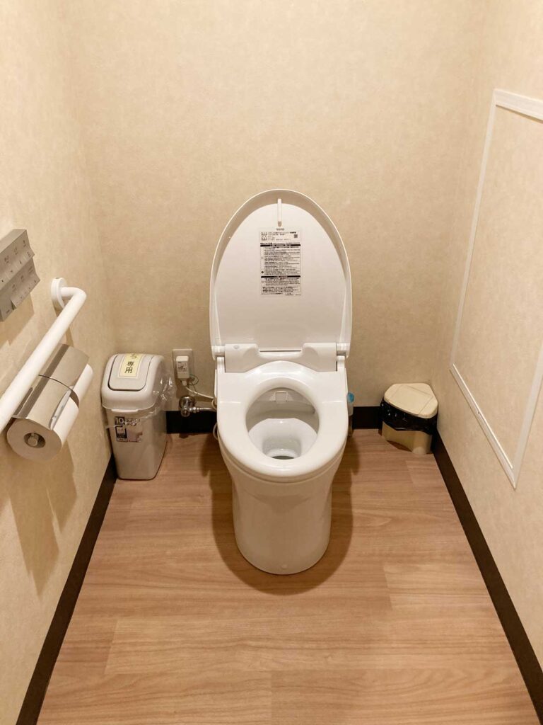上郷・森の家　トイレ